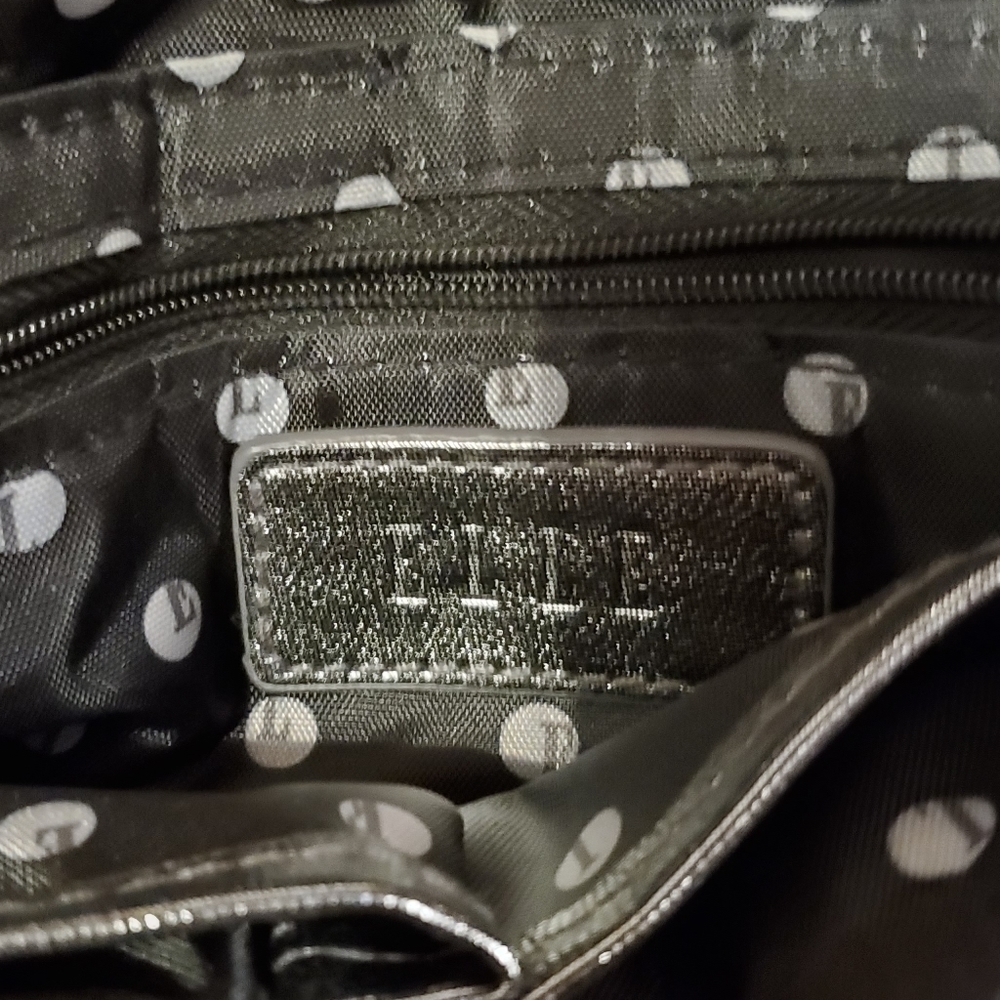 ELLE Cocktail Wristlet 🍸 - Picture 5 of 6
